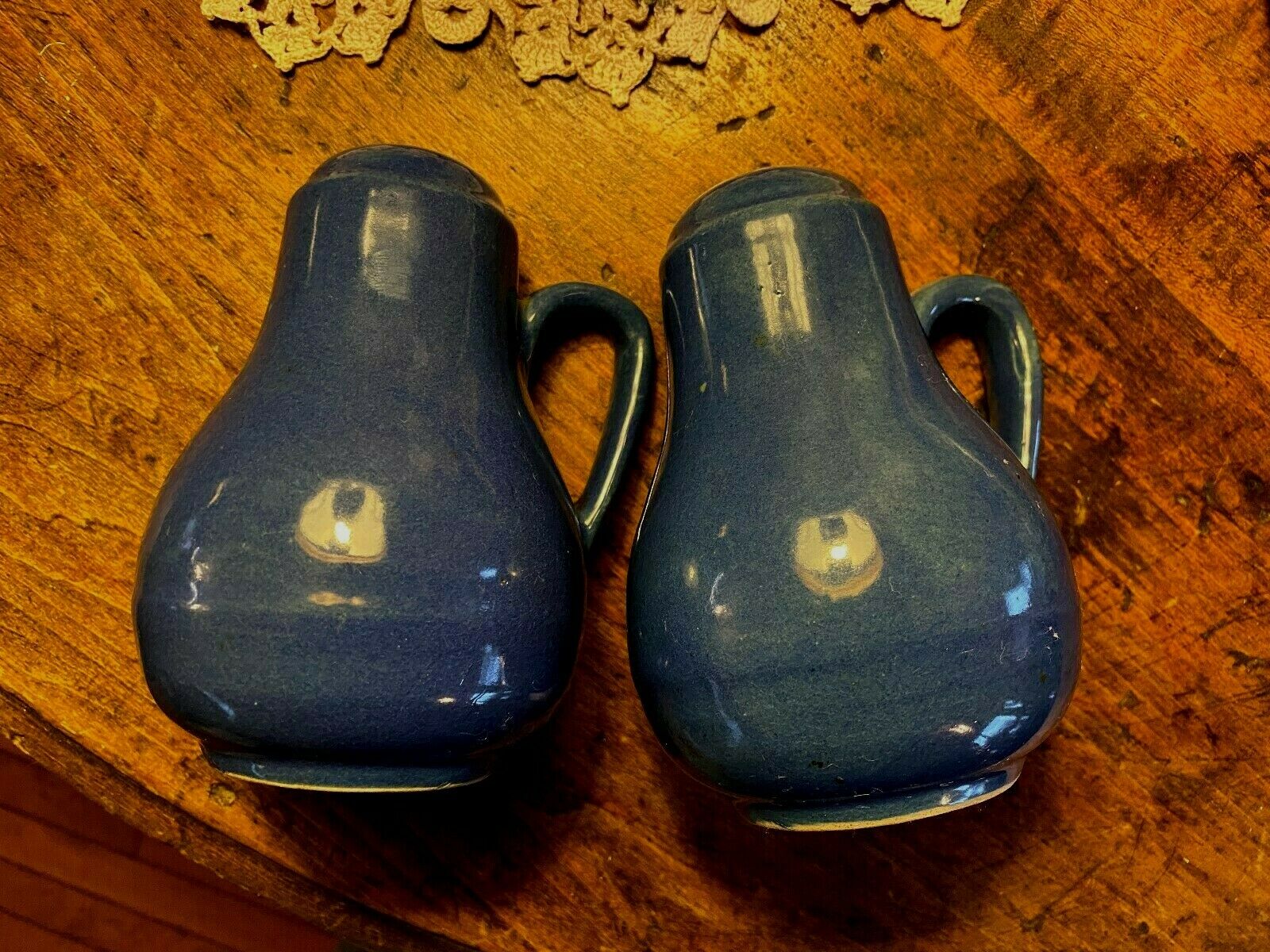 Vintage Large Blue Salt And Pepper Shakers By Monmouth Pottery Usa In Ex Cd