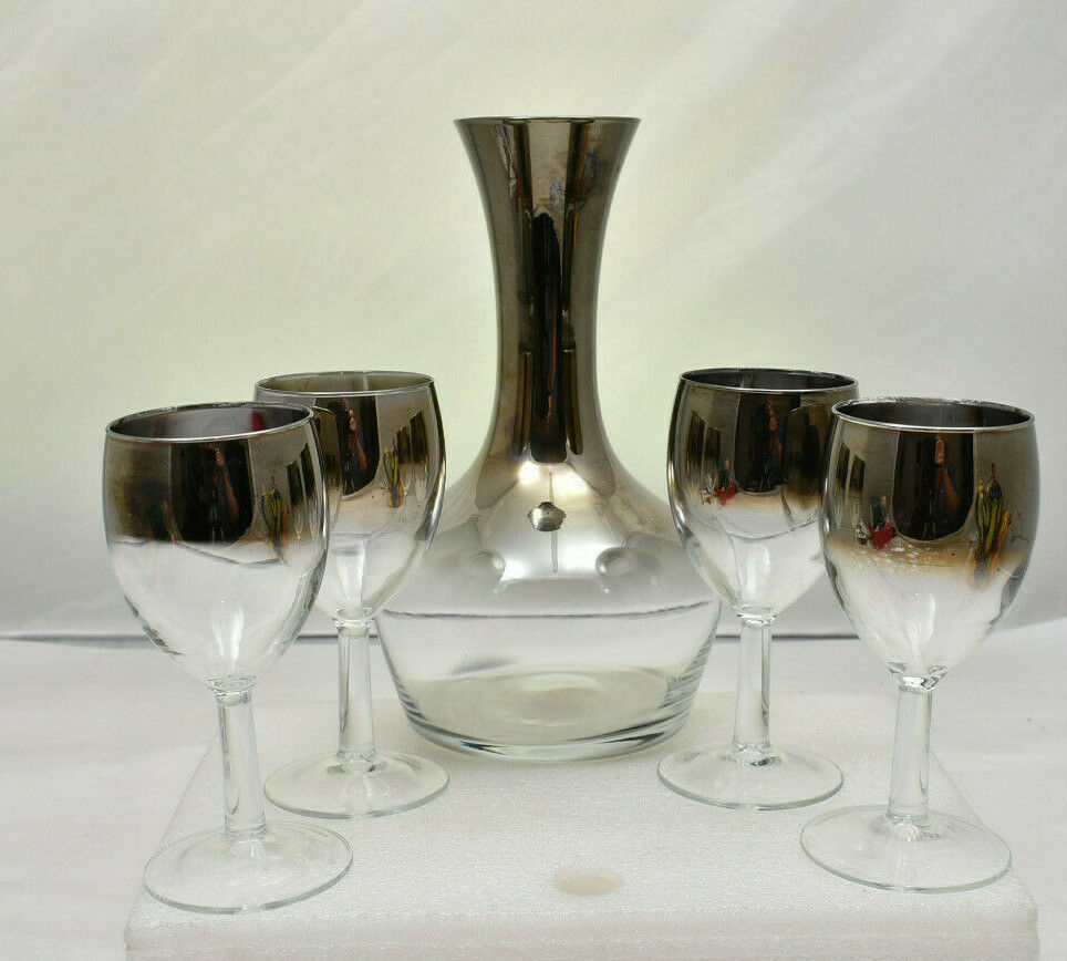 Set Of 4 Glasses And Decanter Silver Colored Fade Rim Clear Wine