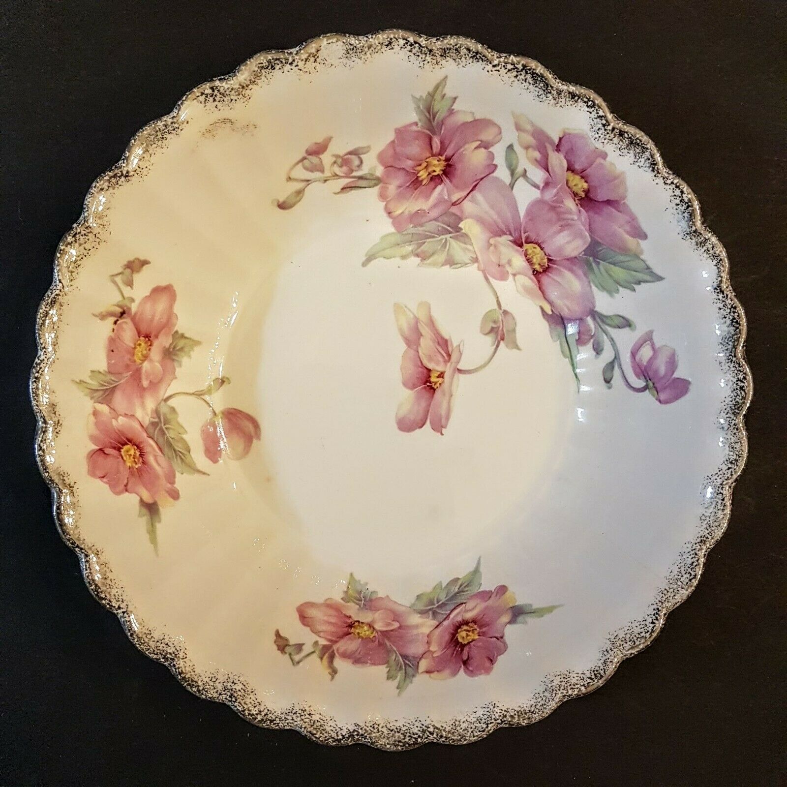 Sebring Primrose Ivory Porcelain 8.5" Round Serving Bowl Pink Platinum Scalloped