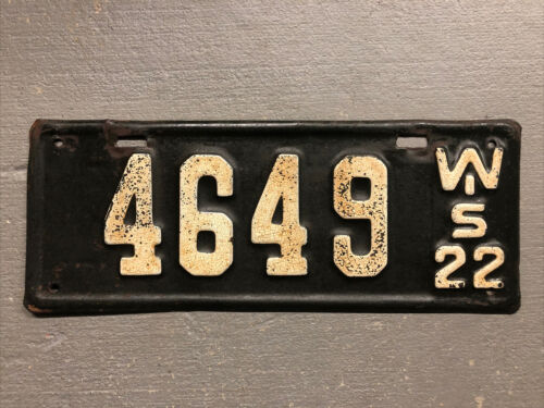 Vintage 1922 Wisconsin License Plate Black/white 4649 Nice!!! Cool!!! 😎